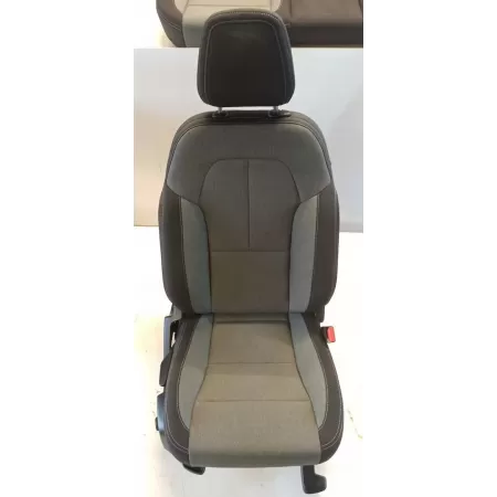 VOLVO XC40 FOTELE KANAPA