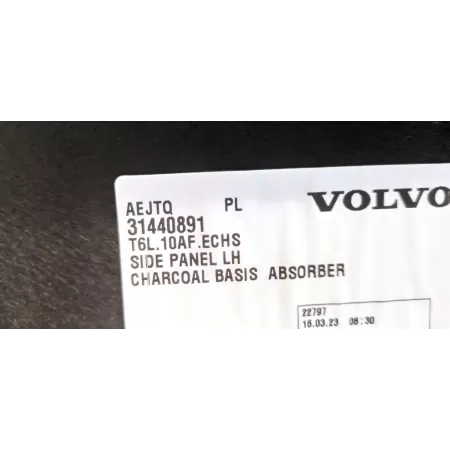 VOLVO XC40 BOCZEK BAGAŻNIKA LEWY 31440891