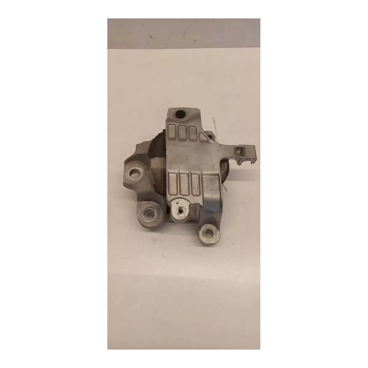 VOLVO XC40 PODUSZKA SILNIKA T4 32139920