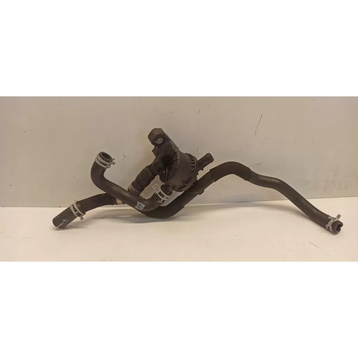 VOLVO XC40 RURA PRZEWÓD WODY ZAWÓR T4 2023 31493272