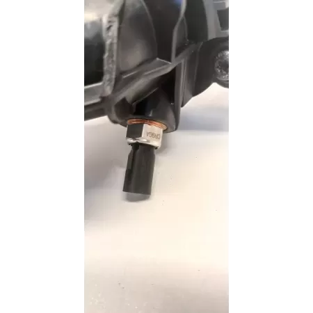 VOLVO XC40 RURA DOLOT POWIETRZA T4 32257943