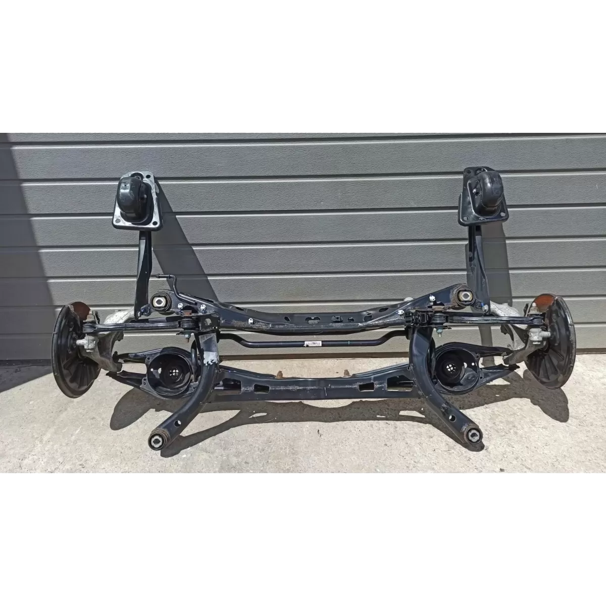 AUDI Q3 83A ZAWIESZENIE BELKA TYŁ 3Q0505235AC