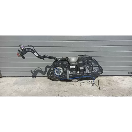 MERCEDES W205 ZBIORNIK PALIWA POMPA A2054705601 A2054701694