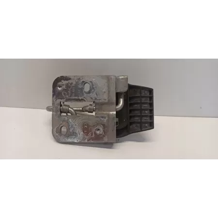SKODA KAROQ RYGIEL MASKI 57A823186A