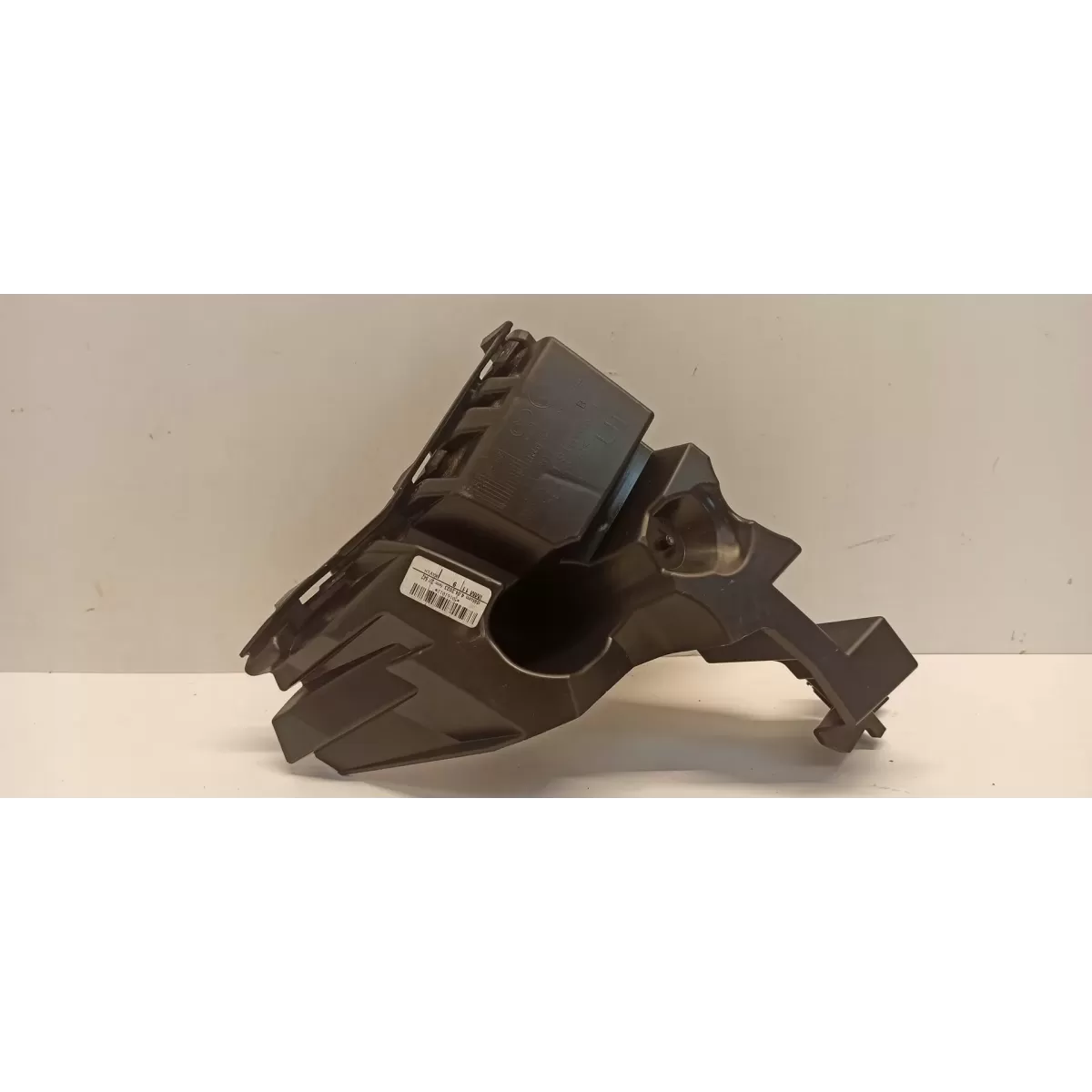 SKODA KAROQ ŚLIZG ZDERZAKA LEWY TYŁ 57A807377B