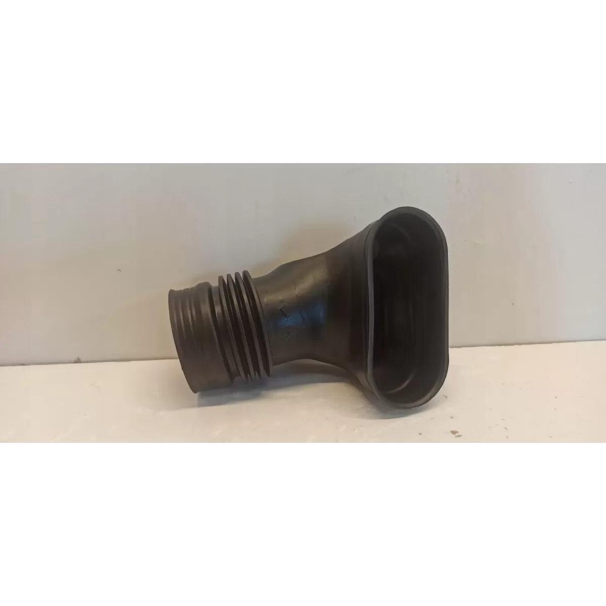 DACIA SANDERO STEPWAY III RURA DOLOT POWIETRZA 165558524R