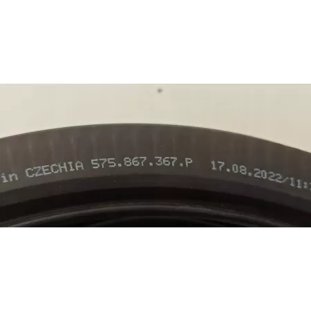SKODA KAROQ USZCZELKA DRZWI KLAPY PROGOWA 2023 575867365P 575827705
