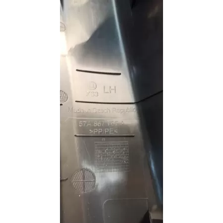 SKODA KAROQ OSŁONA SŁUPKA LEWA TYŁ 57A867765A