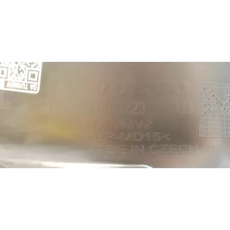 VOLVO XC40 OSŁONA PROGU LEWA 31469223