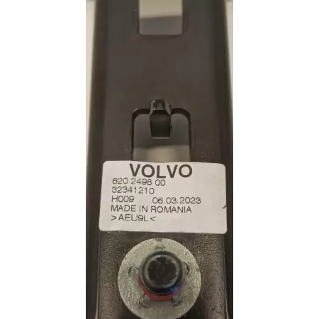VOLVO XC40 REGULACJA PASA 32341210