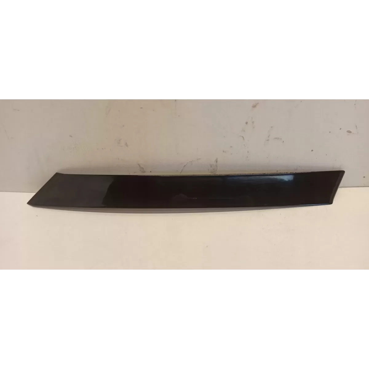 VOLVO XC40 LISTWA BŁOTNIKA LEWY TYŁ 31448960