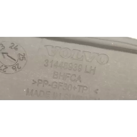 VOLVO XC40 LISTWA SZYBY CZOŁOWEJ LEWA 31448939