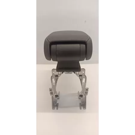 AUDI Q3 PODŁOKIETNIK SKÓRA 83A864283
