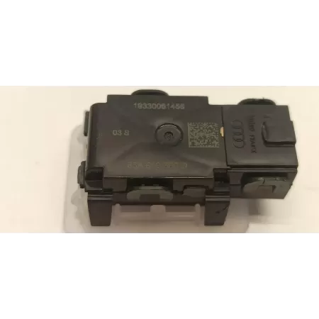 AUDI Q3 LAMPKA KABINY WNĘTRZA 83A919390D
