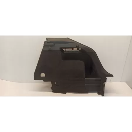 AUDI Q3 83A BOCZEK BAGAŻNIKA PRAWY 83F863880