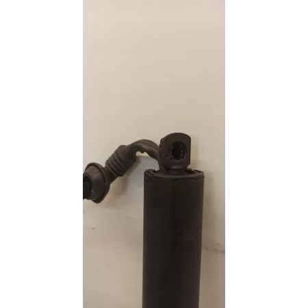 AUDI Q3 83A SIŁOWNIK KLAPY BAGAŻNIKA 83F827851B