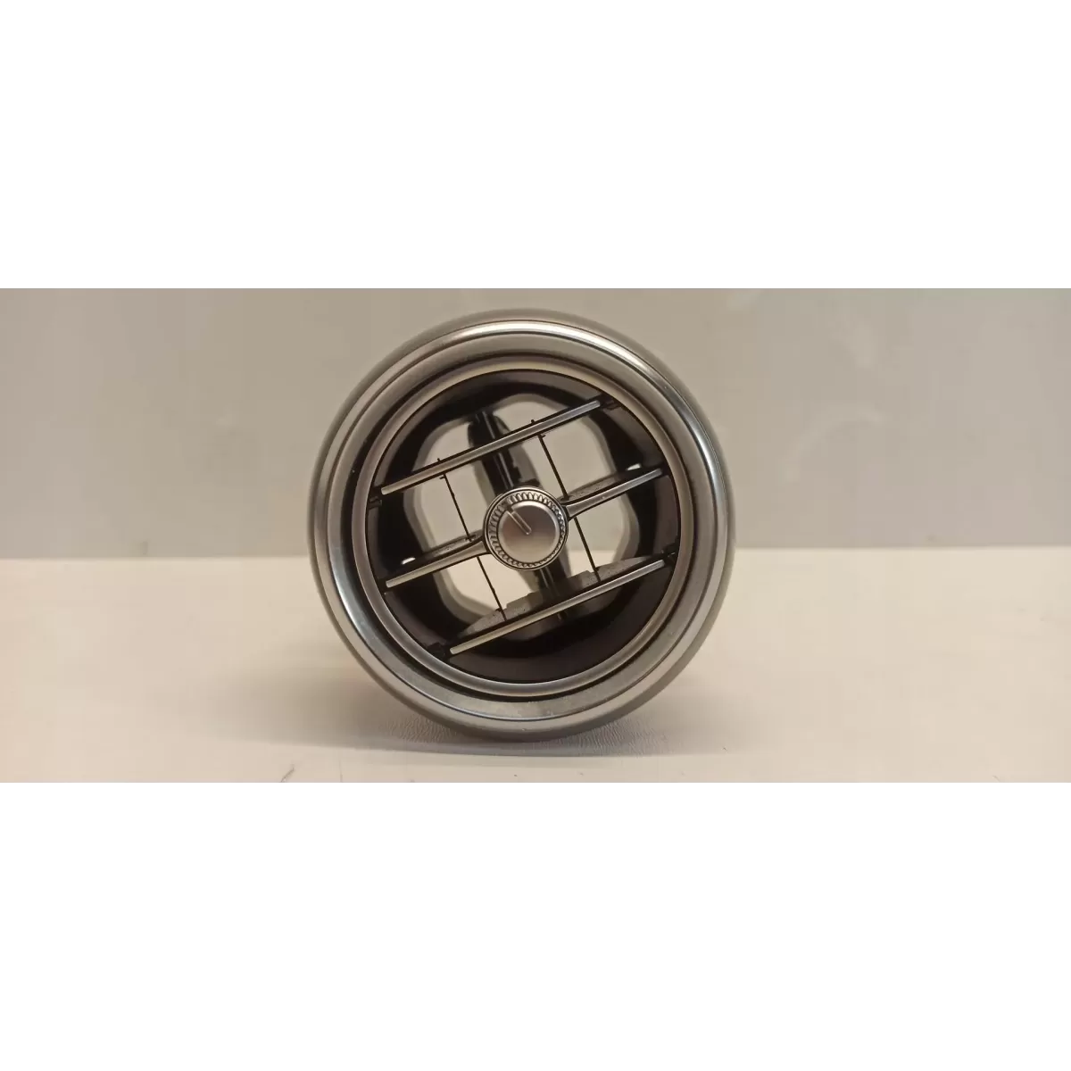 MERCEDES W205 KRATKA NAWIEWU A2058300301