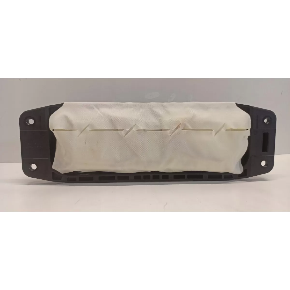 MERCEDES W205 PODUSZKA AIRBAG PASAŻERA A2058600500 MERCEDES W205 PODUSZKA AIRBAG PASAŻERA A2058600500