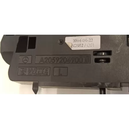 MERCEDES W205 ZAMEK KANAPY LEWY A2059204900