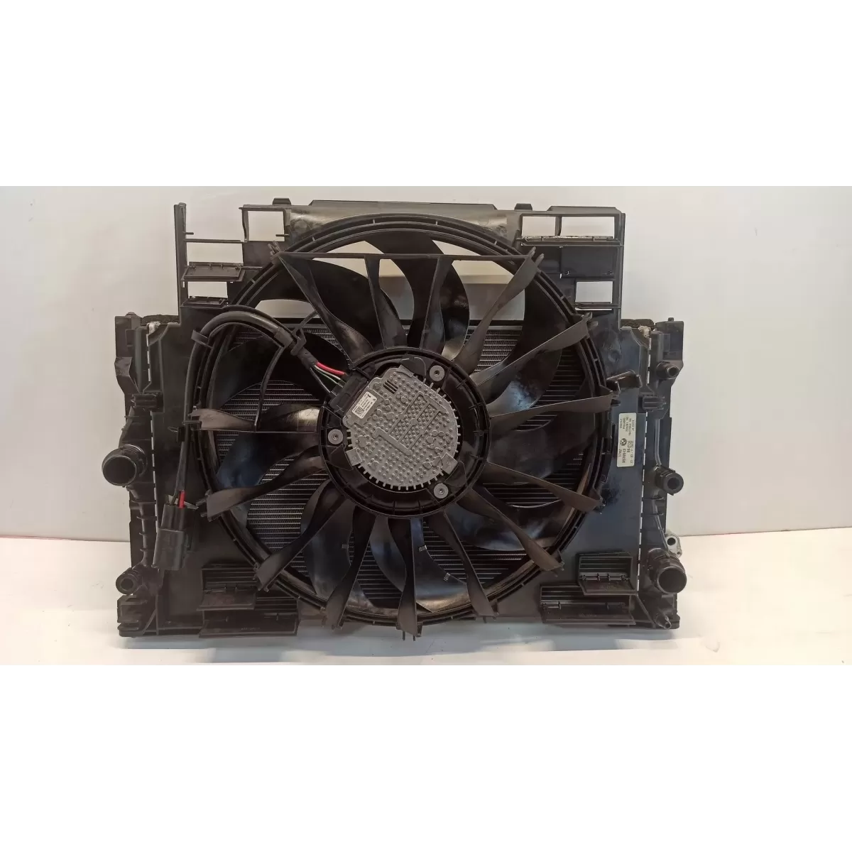 BMW 7 G11 WENTYLATOR CHŁODNICE 3.0 8576513 9364258 8590047