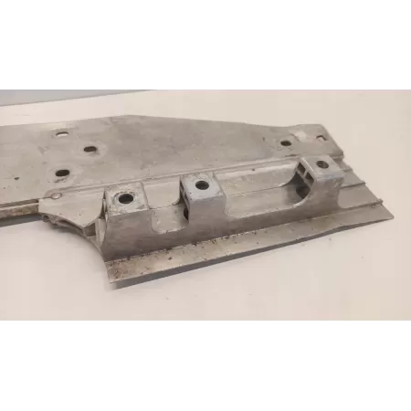 BMW 7 G11 WSPORNIK TYLNY ROZPÓRKA 7334565