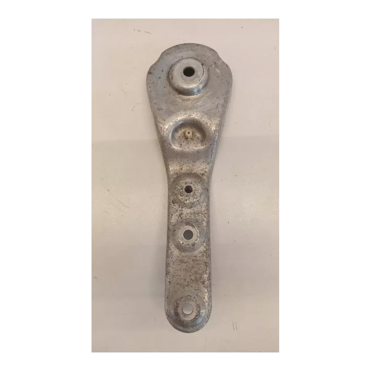 BMW 7 G11 WSPORNIK BELKI TYŁ 6861142