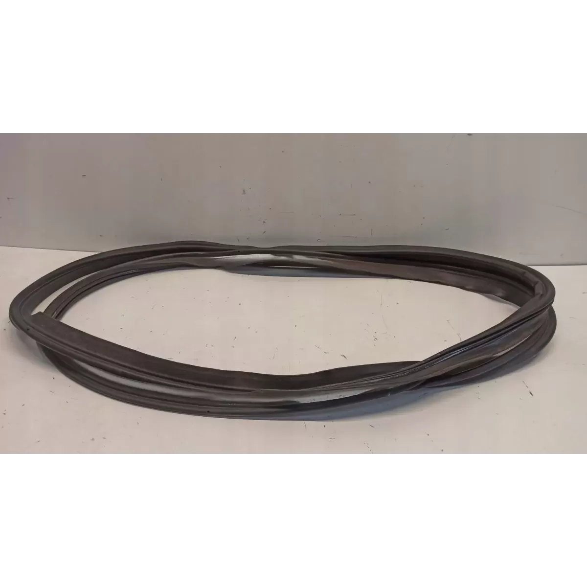 BMW 7 G11 USZCZELKA KLAPY BAGAŻNIKA 7357103