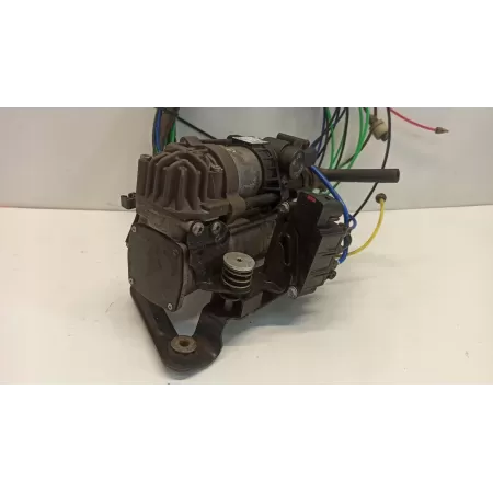 BMW 7 G11 KOMPRESOR ZAWIESZENIA 6884682