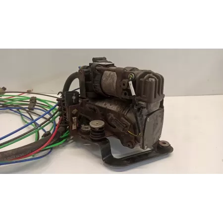 BMW 7 G11 KOMPRESOR ZAWIESZENIA 6884682