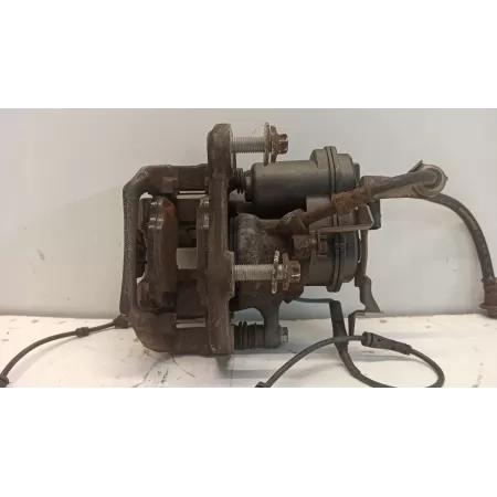 BMW 7 G11 ZACISK HAMULCOWY PRAWY TYŁ 6870572