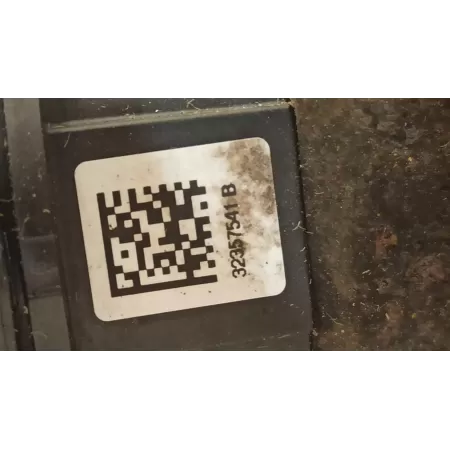 BMW 7 G11 ZACISK HAMULCOWY PRAWY TYŁ 6870572