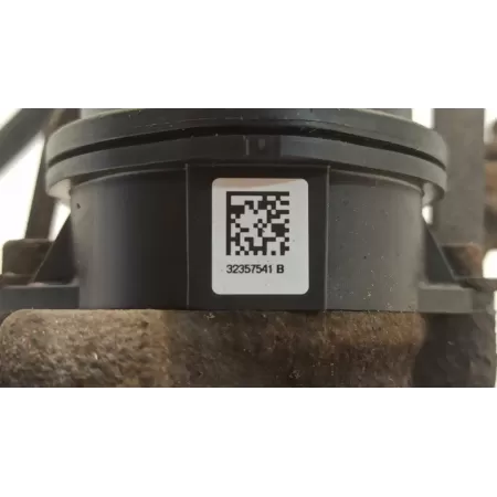 BMW 7 G11 ZACISK HAMULCOWY LEWY TYŁ 6870571