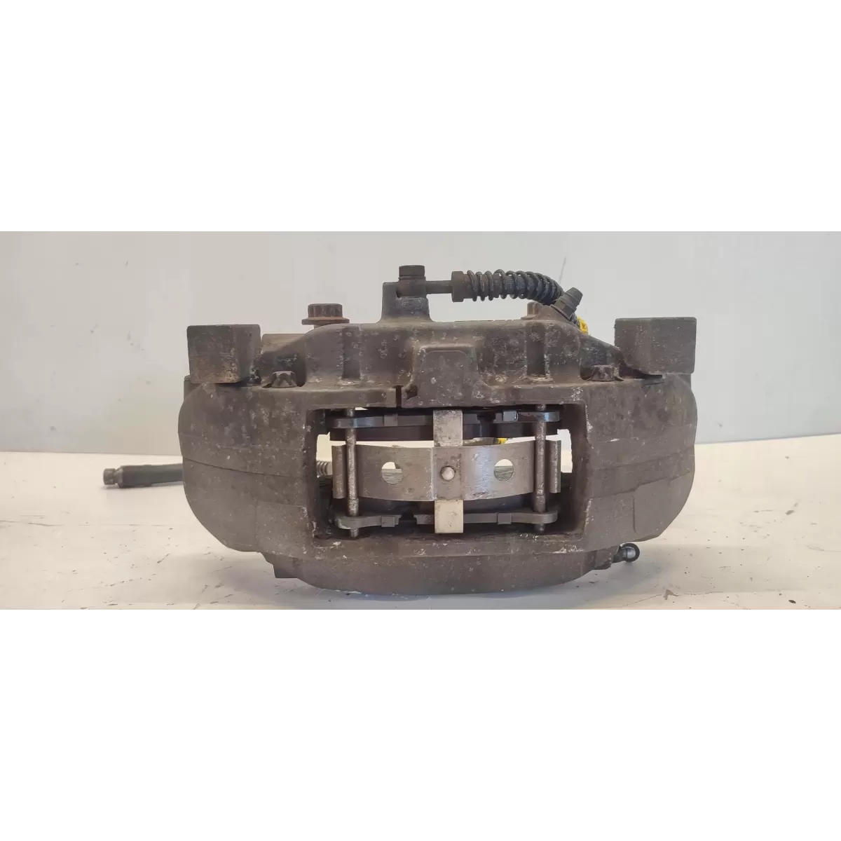 RANGE ROVER SPORT L320 ZACISK HAMULCOWY PRAWY PRZÓD