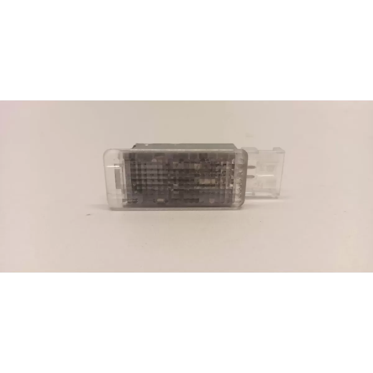 SEAT ATECA LAMPKA KABINY 6L0947565