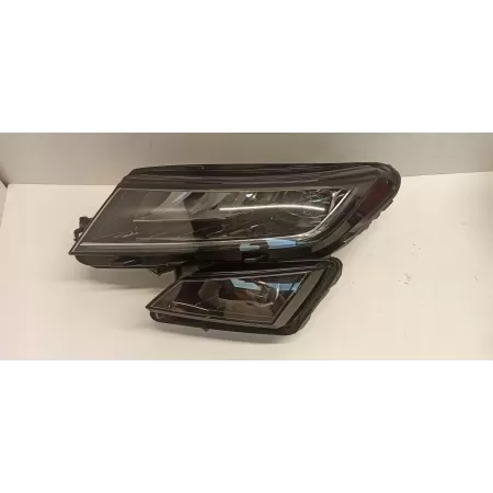 SKODA KODIAQ LAMPA LEWY PRZÓD ANGLIK RHD 5Q0035724