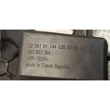 SKODA KODIAQ ŚLIZG ZDERZAKA PRAWY TYŁ 565807394