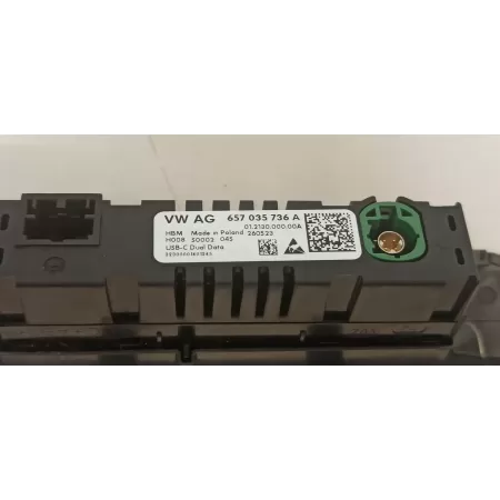 SKODA ENYAQ GNIAZDO PORT USB 657035736A