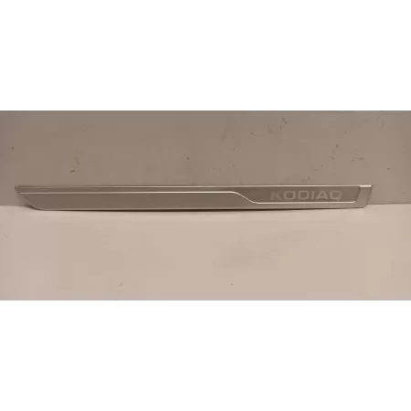 SKODA KODIAQ LISTWA PROGOWA LEWY PRZÓD 565853813