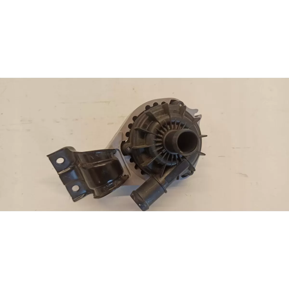 SKODA ENYAQ DODATKOWA POMPKA WODY 1EA965567L