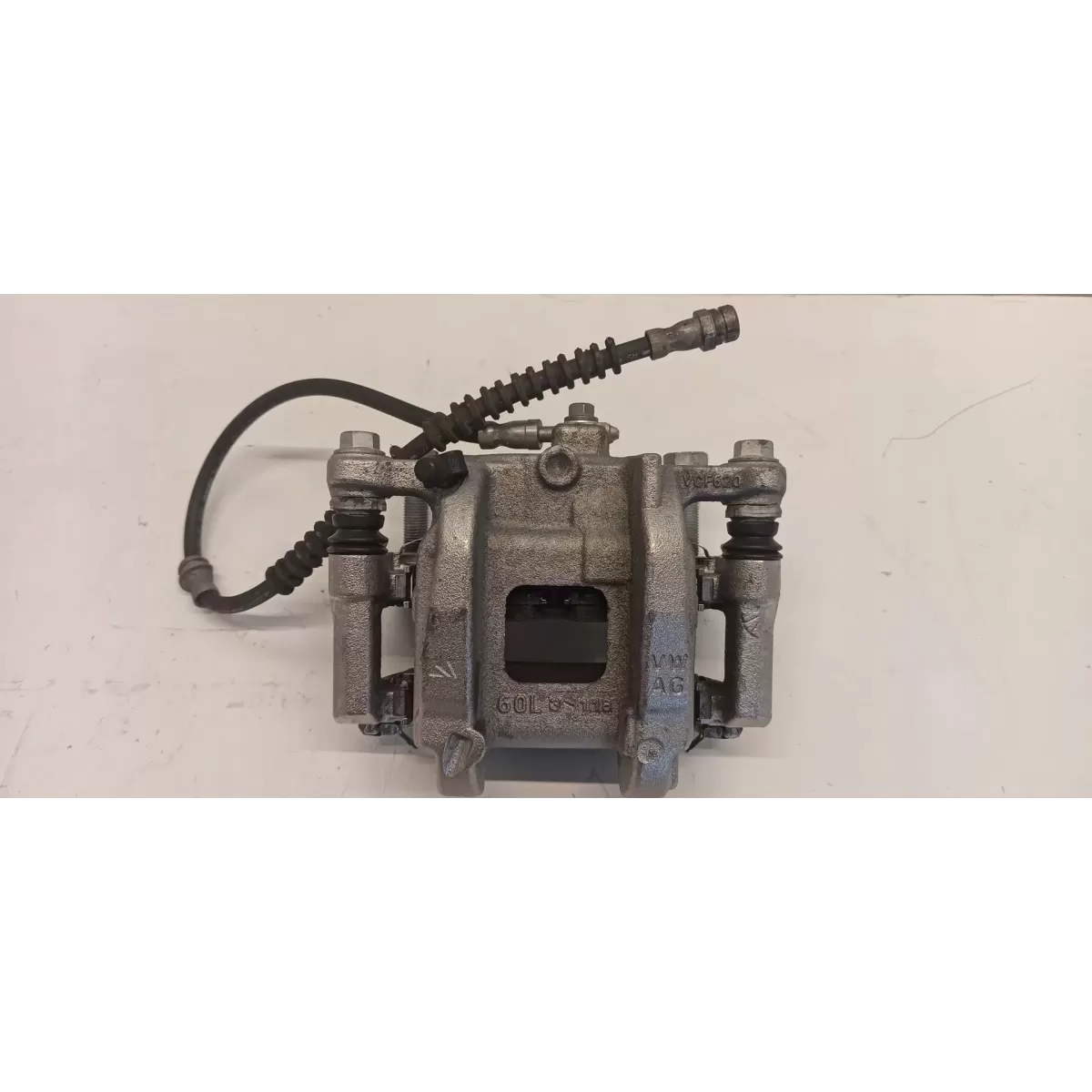 SKODA ENYAQ ZACISK HAMULCOWY PRAWY PRZÓD 1EA615124A