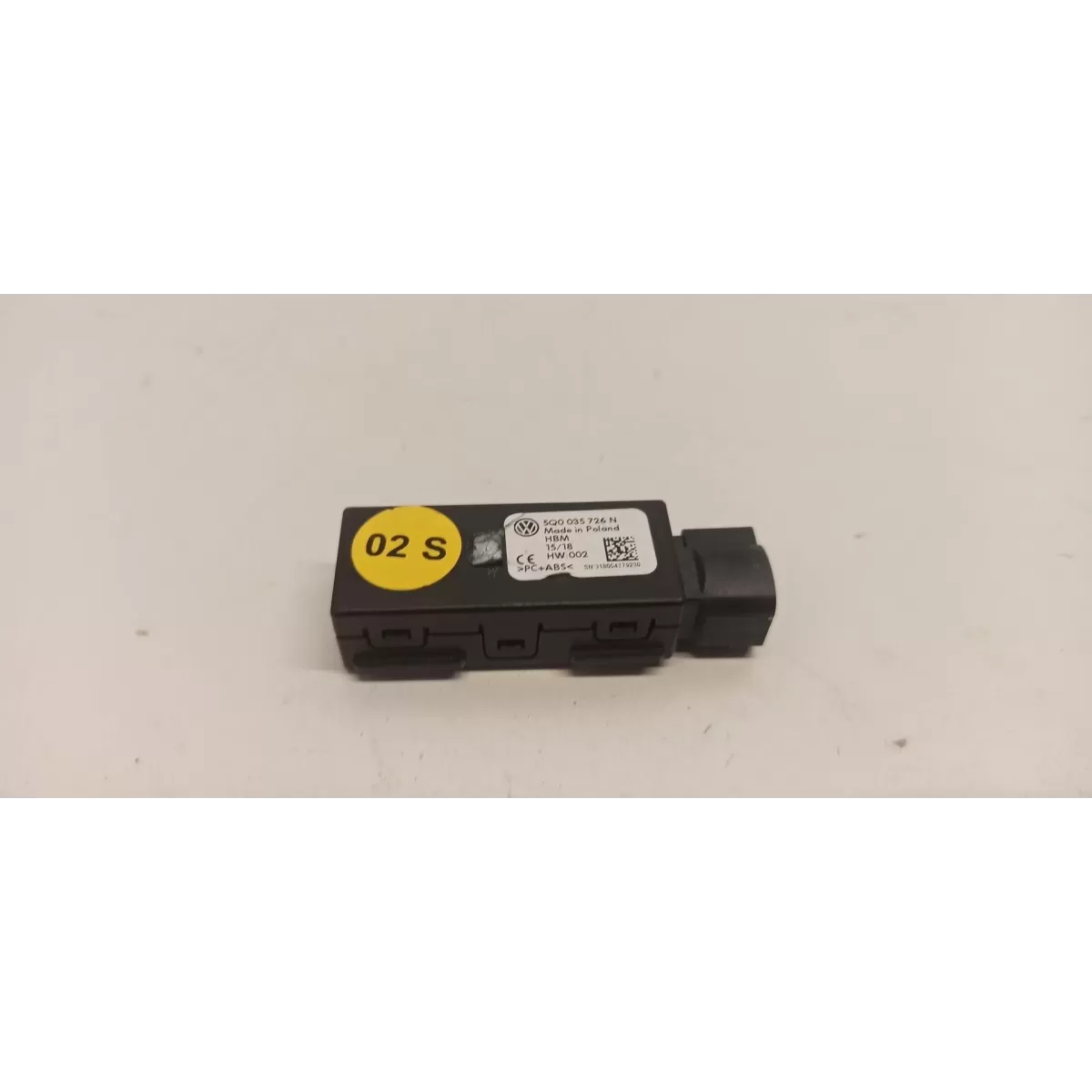 VW TIGUAN TRANSPORTER T6 GNIAZDO PORT USB 5Q0035726N