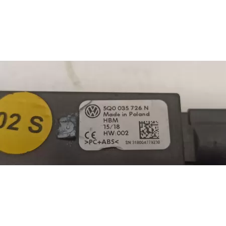 VW TIGUAN TRANSPORTER T6 GNIAZDO PORT USB 5Q0035726N