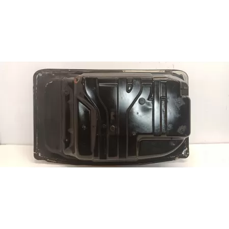 MERCEDES W205 WANNA WNĘKA BAGAŻNIKA
