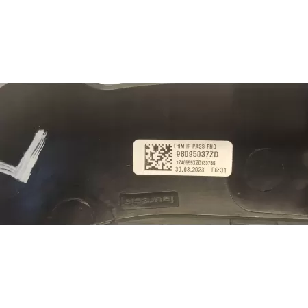 OPEL VIVARO C OSŁONA RAMKA DESKI 98095037