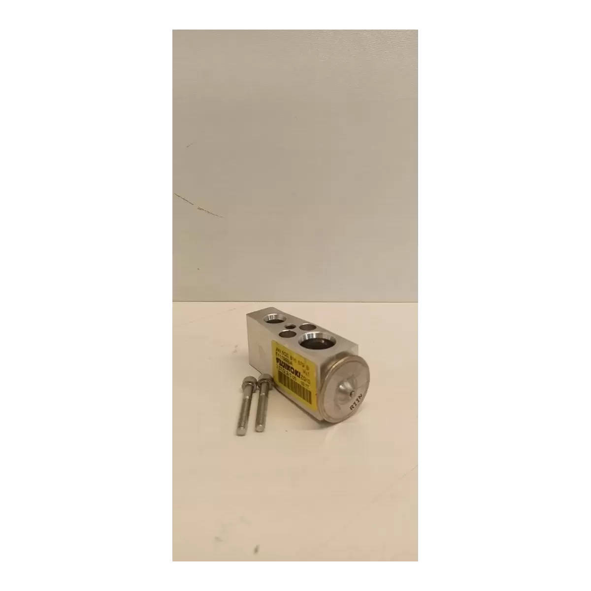 SEAT TARRACO ZAWÓR ROZPRĘŻNY 5WC816103