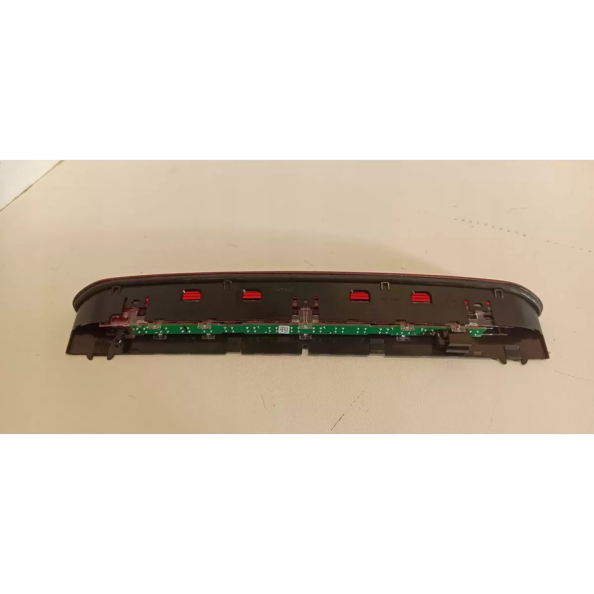 SEAT TARRACO TRZECIE ŚWIATŁO STOP 5G0945087B