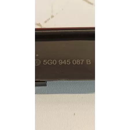 SEAT TARRACO TRZECIE ŚWIATŁO STOP 5G0945087B