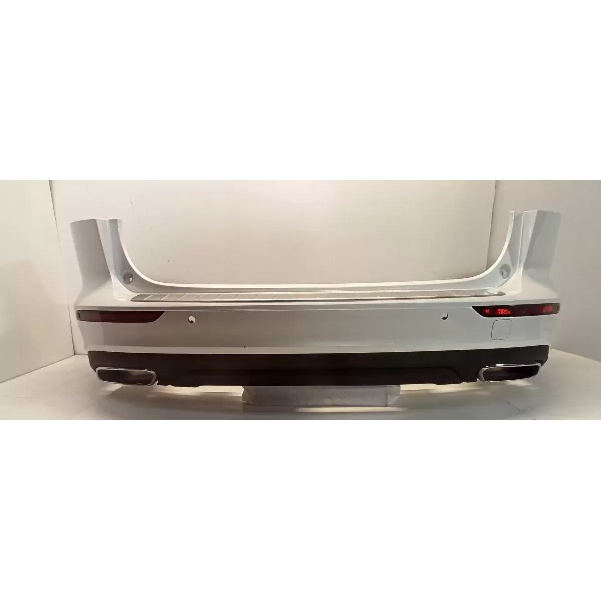 VOLVO V60 CC ZDERZAK TYŁ 707 2022