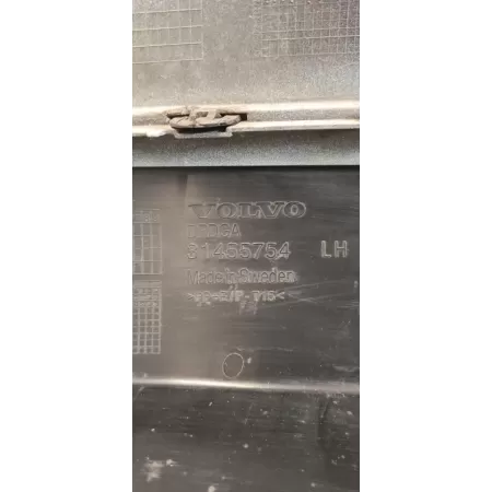 VOLVO V60 CC ZDERZAK TYŁ 707 2022