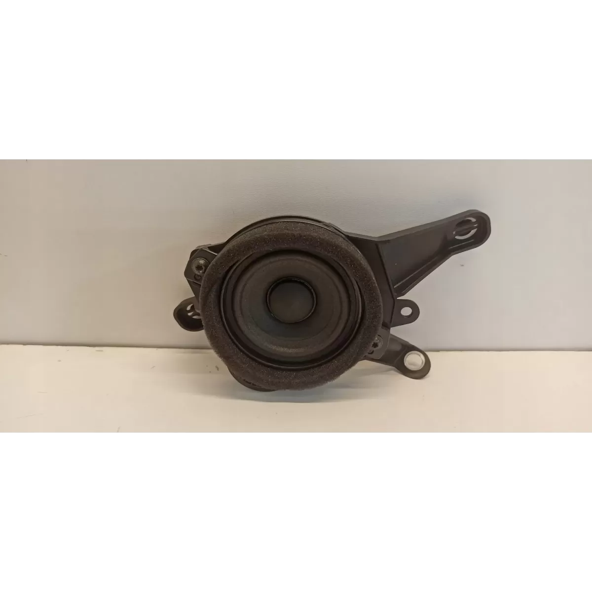 VOLVO V60 CC GŁOŚNIK SŁUPKA LEWY TYŁ 31456827